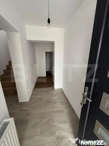 Casă cu 5 camere cu Teren 642 Mp în Mihai Bravu