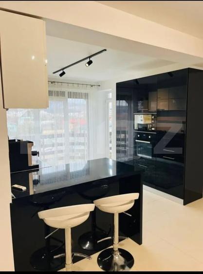 Apartament cu 4 camere decomandat, mobilat în Gherla
