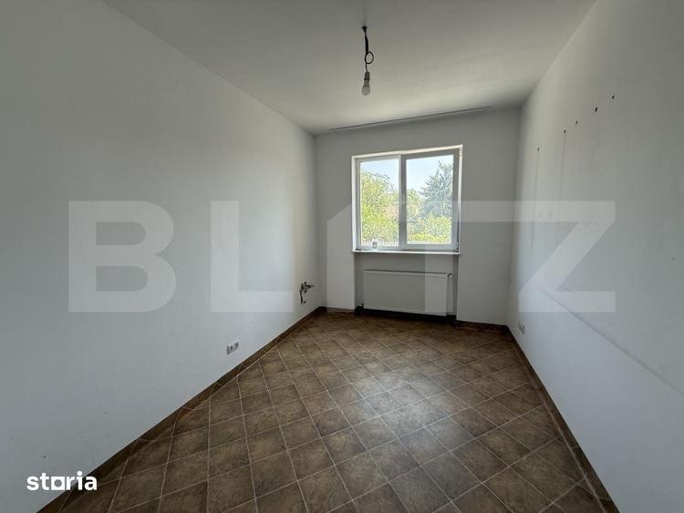 Casă cu 6 camere cu Teren 539 Mp în Central