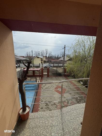 Casă cu 4 camere cu Teren 450 Mp în Vadu Pașii