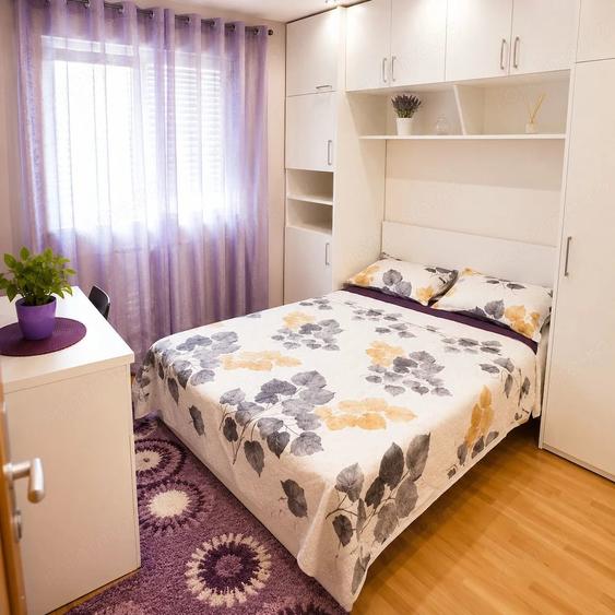 Apartament cu 2 camere decomandat în Lipovei