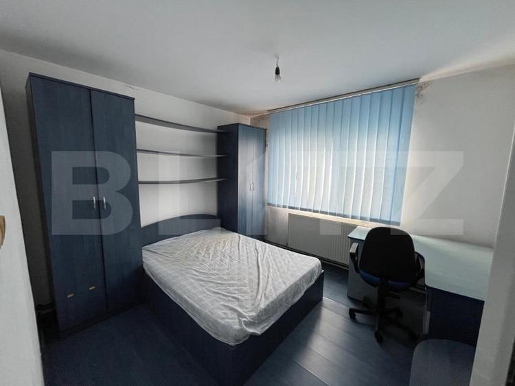 Apartament cu 3 camere semidecomandat, mobilat în Rovinari