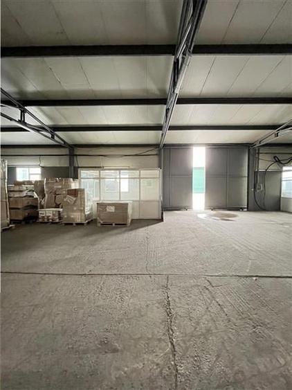 Spațiu industrial, de 1,200 mp, în Brazi