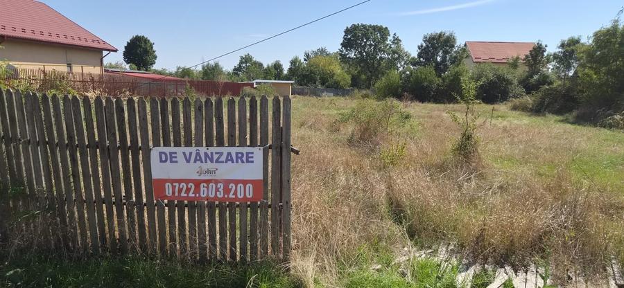 Teren Construcții intravilan de 800 mp, în Moșoaia