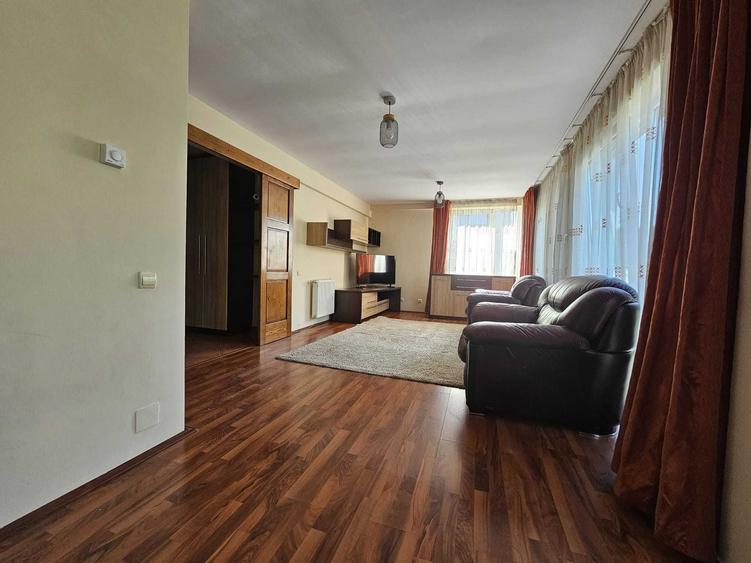 Inchiriez apartament 2 camere, str. Plopilor, in apropiere de Platinia, direct de la proprietar - 12