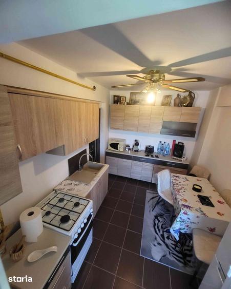 Apartament cu 2 camere decomandat în Șerbănești