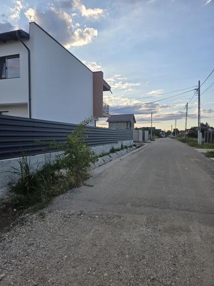 Teren de 1712 mp, în Moșoaia