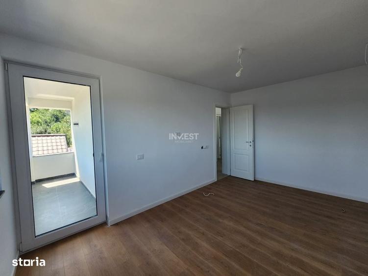 Casă cu 4 camere în Valea Adâncă