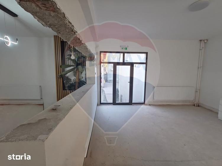 Spațiu comercial, de 535.37 mp, în Central