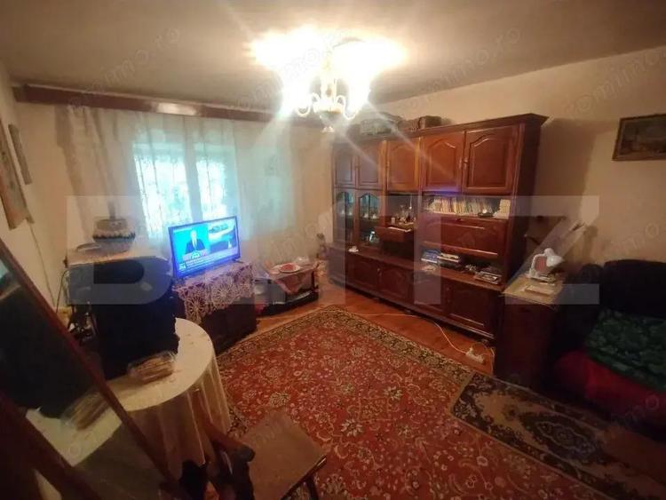 Apartament cu 3 camere decomandat în Beclean