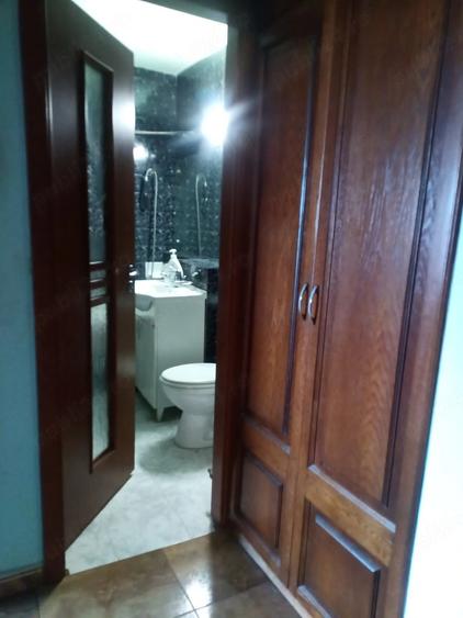 Apartament cu 2 camere decomandat în Girocului