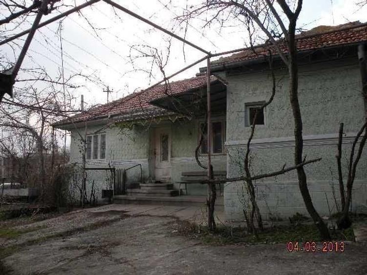 Casă cu 4 camere în Poșta Câlnău