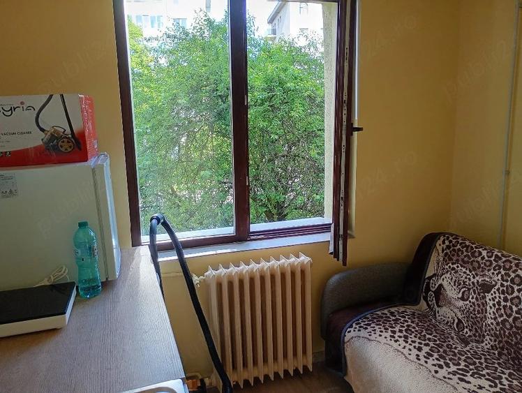 Garsonieră decomandată în Exterior Vest