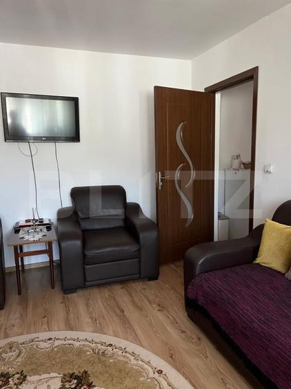 Apartament cu 3 camere semidecomandat, mobilat în Vatra Dornei