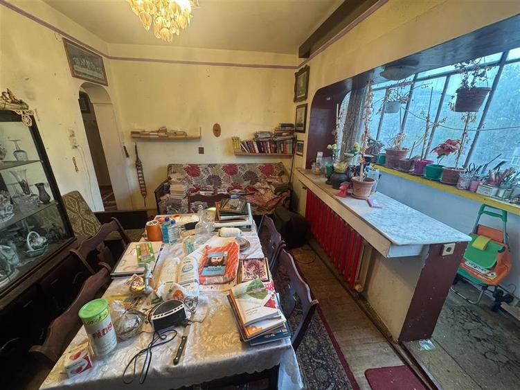 Apartament cu 3 camere decomandat în Ultracentral