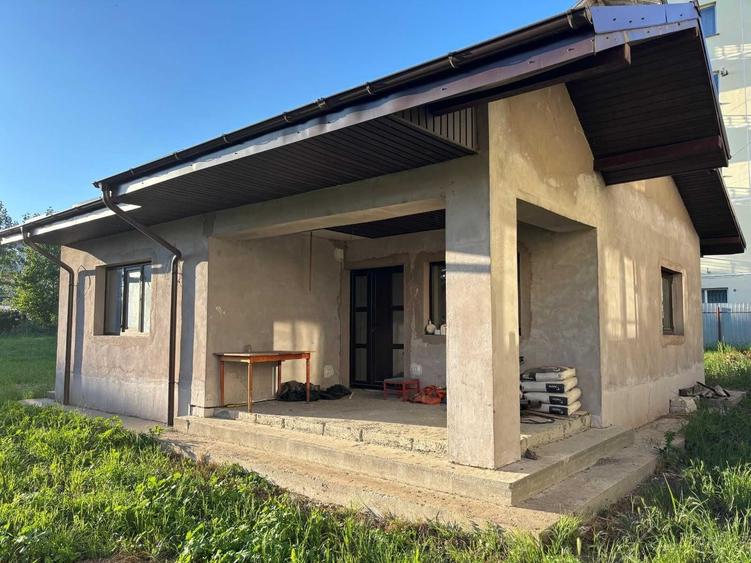 Casa noua, nelocuita, finisata complet la interior Husi - 5