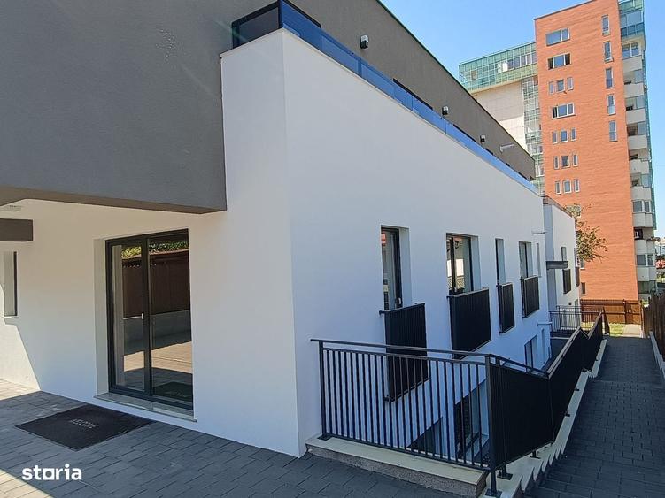 Apartament cu 4 camere în Zorilor