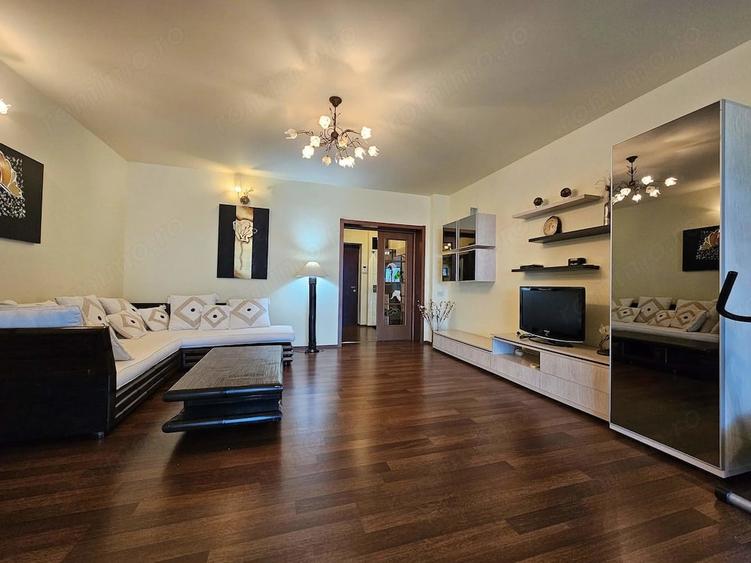 Apartament cu 3 camere semidecomandat în Plevnei
