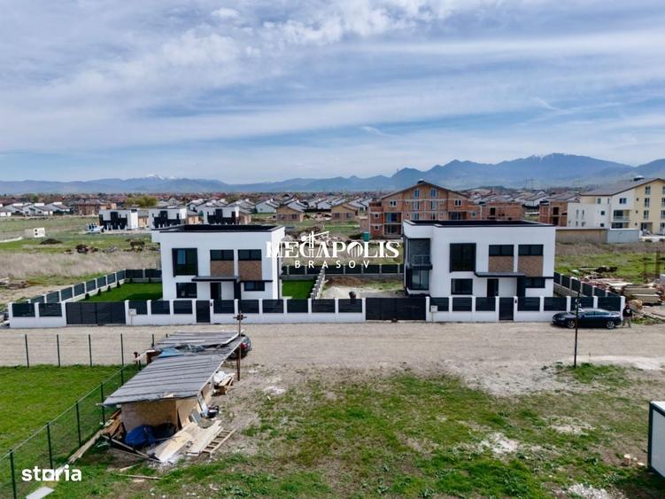 Casă cu 4 camere în Sânpetru