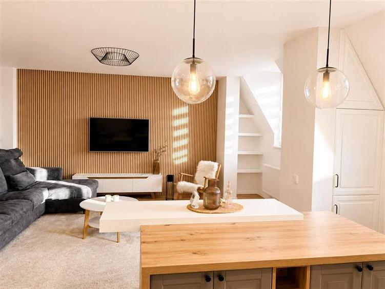 Penthouse duplex, prima inchiriere, 4 dormitoare, renovat recent, echipat, panor - 13