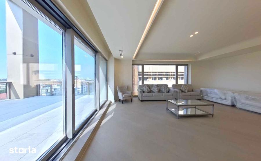 Apartament cu 5 camere în Central