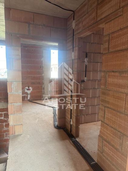 Duplex cu 3 camere cu Canalizare în Moșnița Nouă