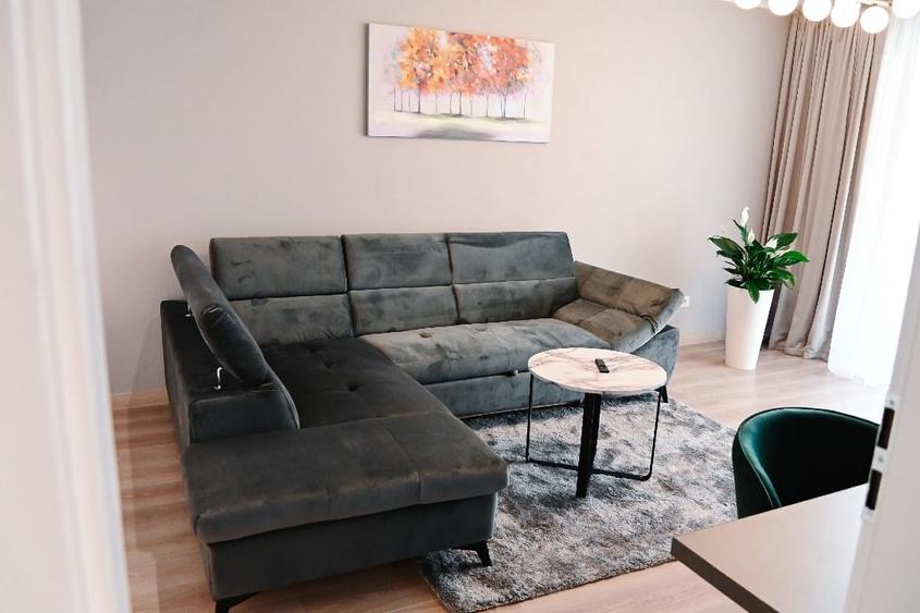 Apartament cu 2 camere decomandat, mobilat în Astra