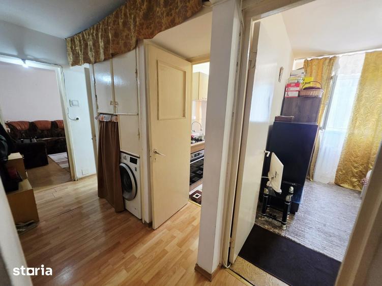 Apartament cu 3 camere nedecomandat în Malu Roșu