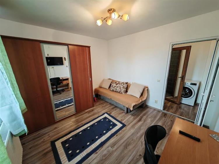 Apartament cu 2 camere semidecomandat, mobilat în Astra