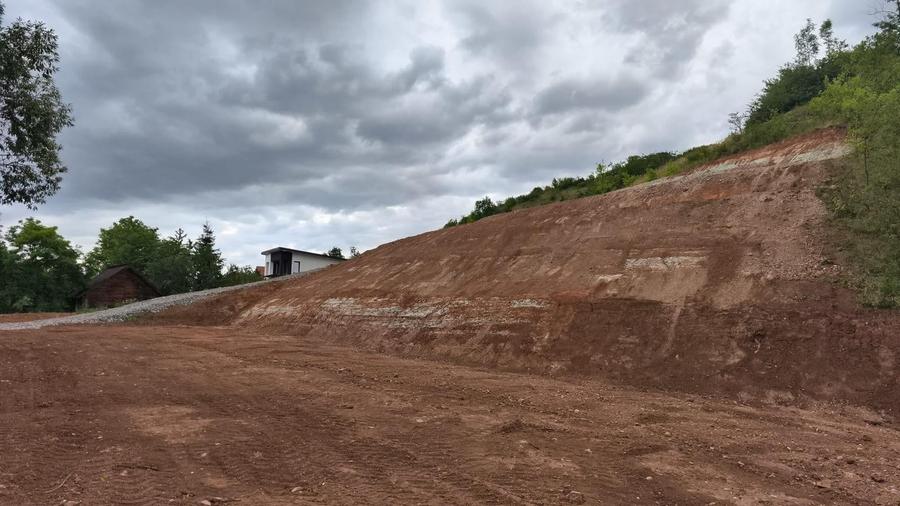 Teren Construcții intravilan de 3000 mp, în Vlaha