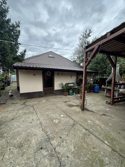 Casă cu 3 camere în Fierbinții de Jos