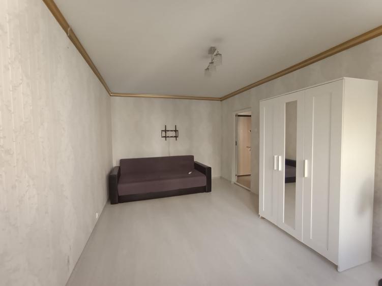 Apartament cu 2 camere decomandat, mobilat în Teiul Doamnei