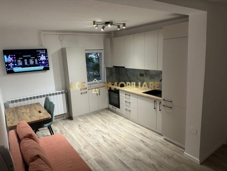 Apartament cu 2 camere decomandat, mobilat în 13 Septembrie