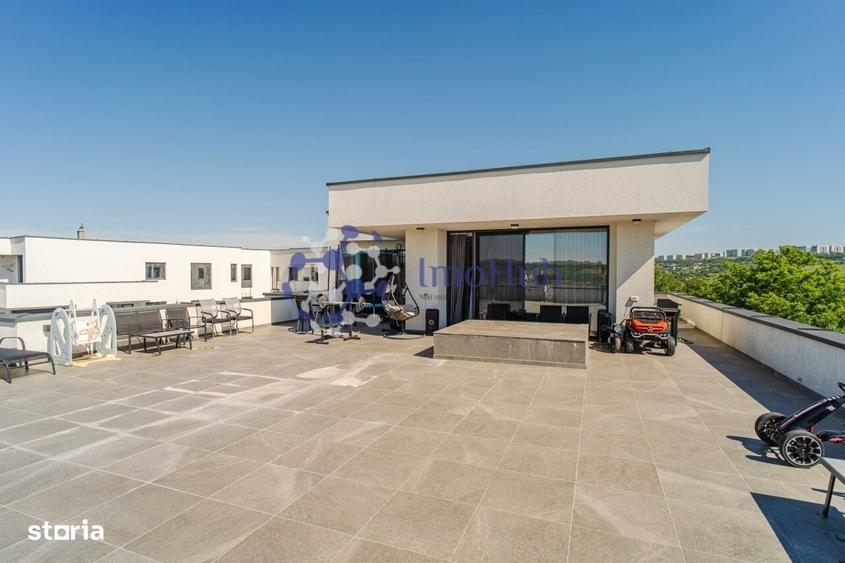 Apartament cu 4 camere în Copou