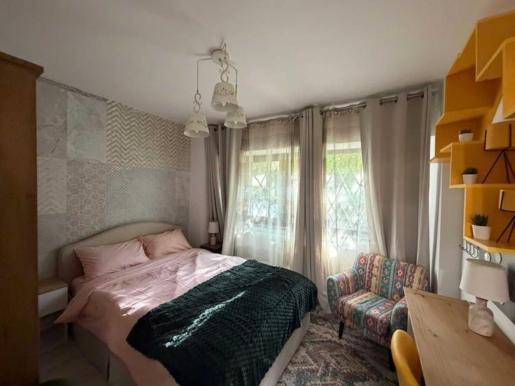 Proprietar Inchiriez apartament 3 camere ultracentral, Decebal - Muncii, renovat premium - 1