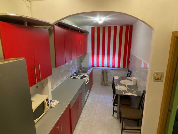 Apartament cu 2 camere decomandat în Ultracentral