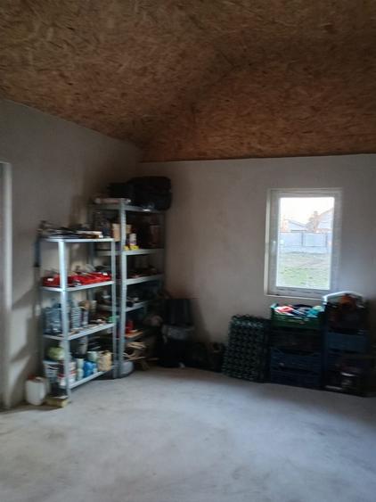 Teren de 1480 mp, în Zamfira