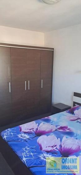 Apartament cu 3 camere decomandat în Tomis II