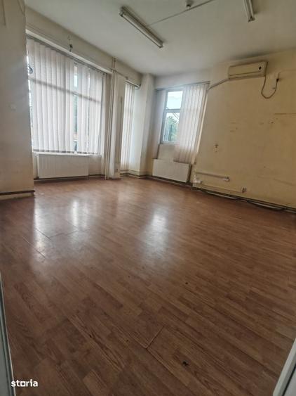 Spațiu comercial, de 175 mp, în Tudor Vladimirescu
