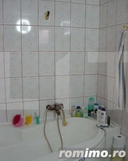 Casă cu 5 camere cu Teren 2000 Mp în Vișani