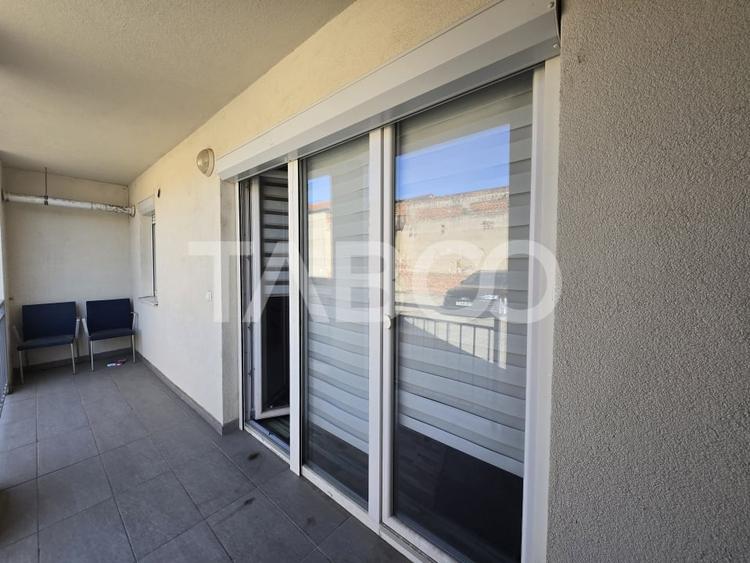 Apartament cu 2 camere decomandat, mobilat în Lupeni