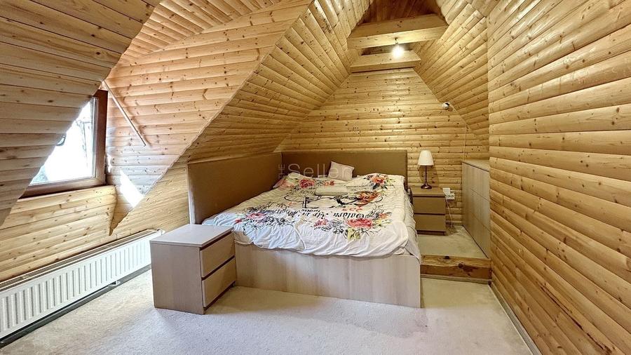 Apartament cu 4 camere decomandat, mobilat în Centrul Istoric