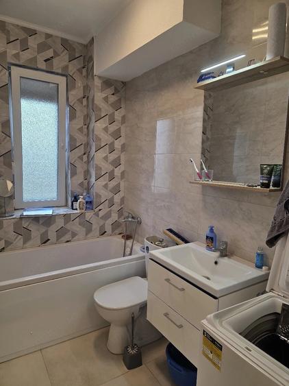 Apartament cu 2 camere semidecomandat în Chișoda
