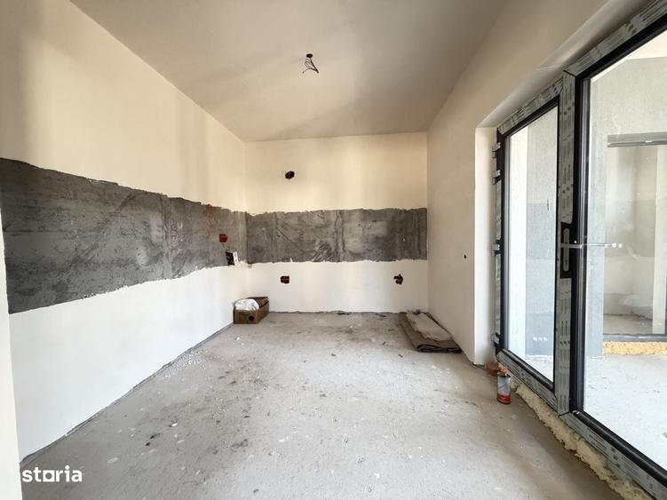 Casă cu 4 camere în Central