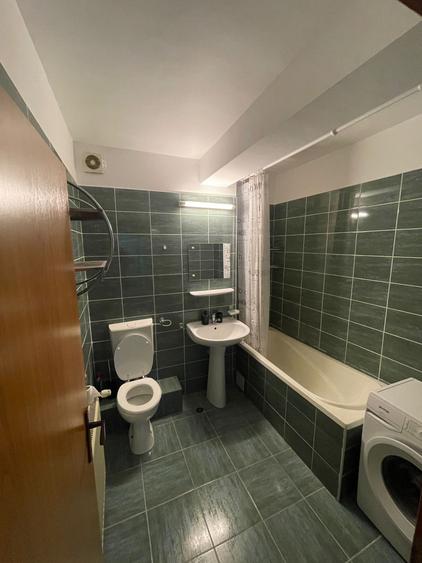 Apartament cu 2 camere decomandat în Zorilor