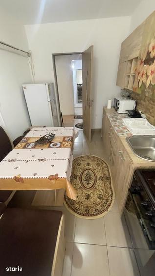 Apartament cu 2 camere decomandat în Piața Nouă