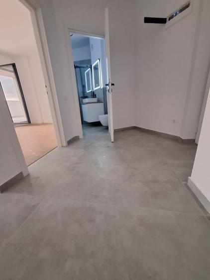 Apartament cu 2 camere semidecomandat în Florești — fotografia 2