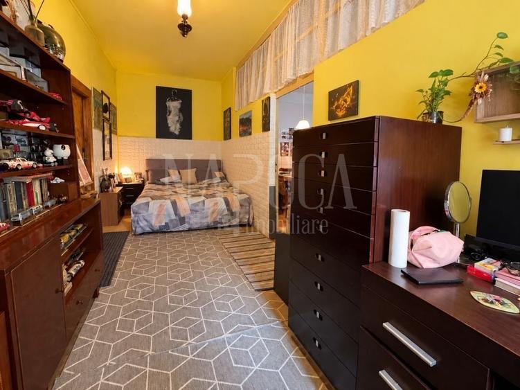 Apartament cu 3 camere semidecomandat în Central