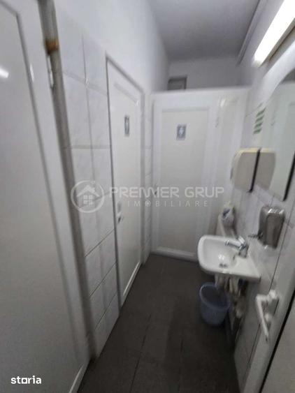 Spațiu comercial, de 60 mp, în Nicolina