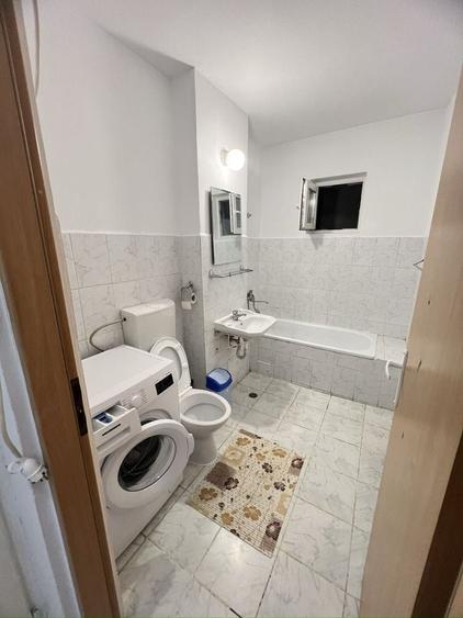 Apartament cu 2 camere decomandat în Petru Rareș